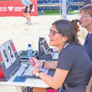 Alles tanzt nach ihrer Pfeife - Die Scorer schreiben fleissig die Punkte auf.