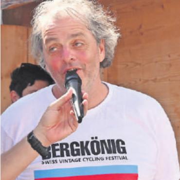 Zum sechsten Mal Nostalgie auf dem Velo: Bergkönig 2022 - Für Alex Beeler, Veranstalter des Bergkönig, blieb nicht viel Zeit für Wehmut. Der Road Bike Summit am nächsten Wochenende ist auch seine Idee.