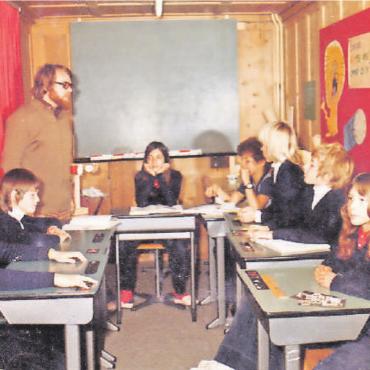 Bill Lovell: inspirierender und engagierter Pädagoge - Bill Lovell als Klassenlehrer an der JFK-School 1973. ARCHIVFOTOS: ZVG