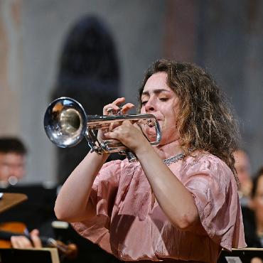 Junge Musiker – spannendes, lebendiges Erlebnis - Lucienne Renaudin Vary war auch bei ihrer jazzigen Impro-Zugabe ganz in ihrem Element. FOTO: PHILIPPE CHEVALIER