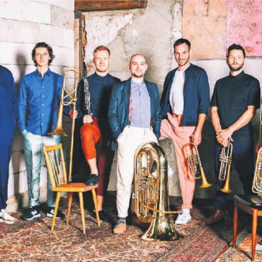 Gstaad Menuhin Festival & Academy setzt Zeichen zur Festivaleröffnung - Wer charmante Leichtigkeit und die Vorliebe für Volksmusik fern der bekannten Schrammel-Lieder sucht, der ist bei «Federspiel» genau richtig. FOTO: MARIA FRODL