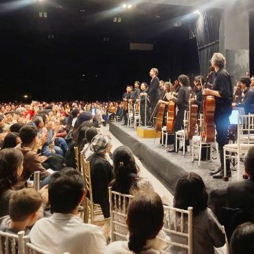 Ein aussergewöhnliches Konzert - Orquesta Filarmónica de Bolivia begeisterte die Besuchenden in Cochabamba. FOTOS: ZVG