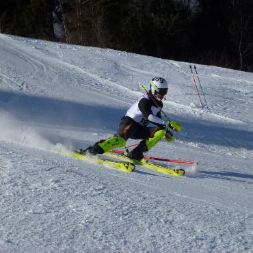 Zufriedene Gesichter am Skiclubrenntag an der Hublen