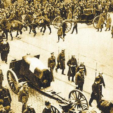 Ein tragischer und tödlicher Absturz von zwei Schweizer Ballonfahrern (1923) - FOTOS: ARCHIV GAM/KVH