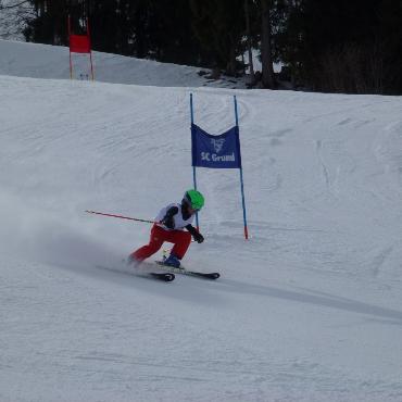 Zufriedene Gesichter am Skiclubrenntag an der Hublen
