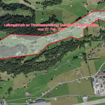Leitungsbruch im Unterbort - Das betroffene Gebiet ist in rot markiert. Im Unterbort in Saanen ist eine Leitung gebrochen. Quelle: Saanen WebGis