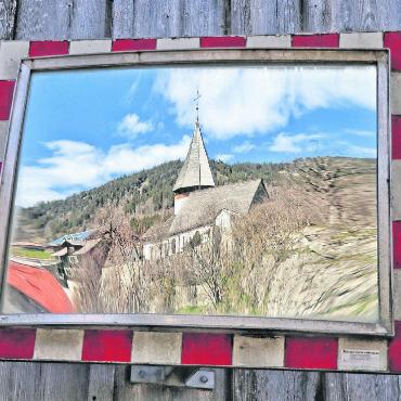 LESERBILD - Spiegelbild. FOTO: STEFAN STREIT, BREMGARTEN