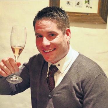 Hauptversammlung mit Degustation - Der neu gewählte Präsident der Weinfreunde: Mathias Matti. FOTO: ZVG