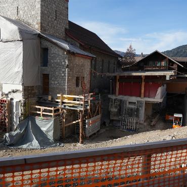 Grundstein samt Zeitzeugnissen feierlich gelegt