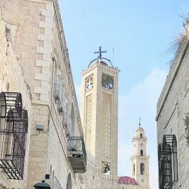 Christentum in Israel/Palästina: palästinensische Theologie im aktuellen Kontext - Die griechisch-katholische Muttergotteskirche und die Salesianerkirche in Bethlehem. FOTOS: ZVG