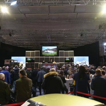 Bugatti und Ferrari im Fokus der Gstaad Classic Car Auction