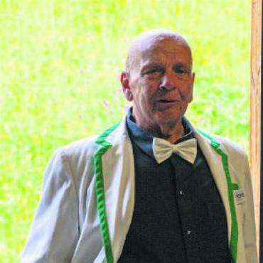 Erfolgreiche 25. Swiss KMU Golf Trophy - Heinz Brand verkündet, sichtlich gerührt, dass dies wohl die letzte KMU Golf Trophy war.