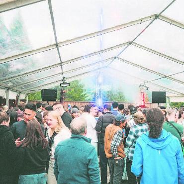ON:TOP Daydance: Elektromusik-Extravaganza auf dem Eggli - «Clou»