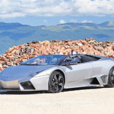 »The Gstaad Sale«: Automobile für Sammler - Das Auktionshighlight, der Lamborghini Reventon Roadster. FOTOS: PRESS BONHAMS