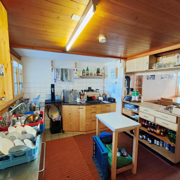 400’000 Franken für neues Energie- und Küchenkonzept - Die Küche in der Geltenhütte wird totalsaniert.   (Foto: zvg)