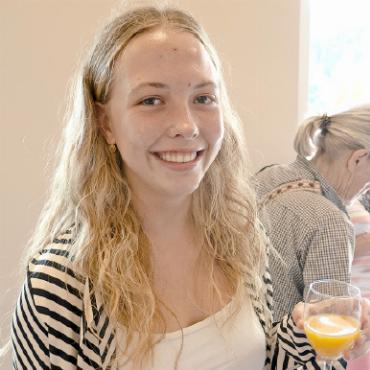 Offene Türen: Die Alpenruhe lud zu Vernissage und Entdeckungsreise ein - Lorena Kneubühler