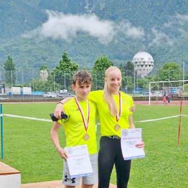 14 Medaillen und zwei Tagesbestzeiten - Danja Reichenbach und Jonas Zeller liefen über die 1000 Meter die Tagesbestzeiten.
