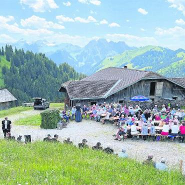 Bergpredigt im Abländschen - Die Bergpredigt war gut besucht.