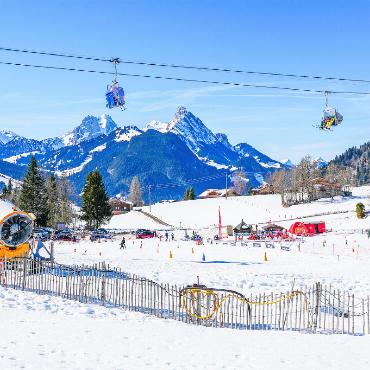 Saanenland Tourismus zieht Bilanz: Das Januarloch ist geschlossen - Nach gutem Winter wird sogar noch die Saison verlängert: Der Horneggli-Sessellift bleibt bis Ostermontag geöffnet.    FOTO: JOCELYNE PAGE