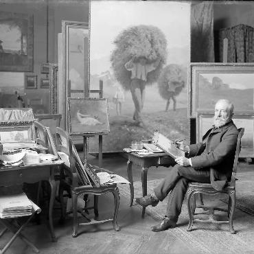 Ölbild von François Furet: Kunstwerk und Zeitdokument - Francis Furet in seinem Atelier. Hat der Maler, hinter seiner Staffelei sitzend, das 50x65 Zentimeter grosse Bild direkt vor Ort gemalt? Oder hat er in Lauenen nur Skizzen, Entwürfe und vielleicht auch Farbstudien angefertigt, um dann im Atelier in Genf das Bild auf die Leinwand zu übertragen und auszuführen? Das ist kaum abschliessend zu beantworten. FOTO: ATELIER BOISSONNAS GENF, 1906