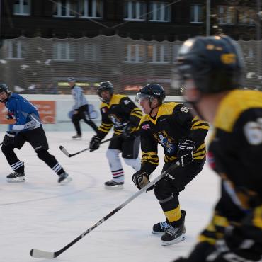 Le Rosey vs. Gstaad: 13 Jahre Kampf um die Kuhglocken