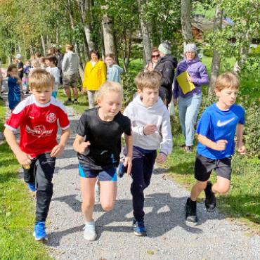 Dynamische Vielfalt am Sporttag in Schönried