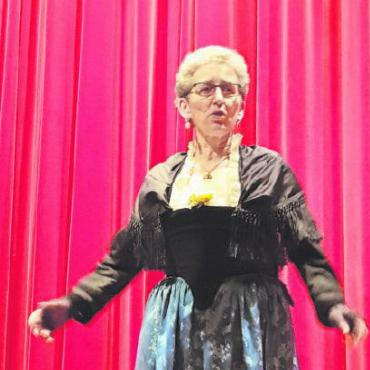 Luege, lose, lache in Lauenen - Kathrin Bohren, Präsidentin Chörli Lauenen.
