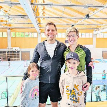 Alle in Bewegung an den BeMo 2025 - Die Reichenbachs haben den Sportvormittag voll genossen.