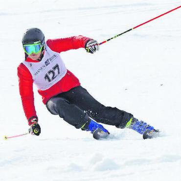 Céline Reichenbach und Benjamin Schenk sind Lauener Skiclubmeister 2024 - Seit Jahren immer schnell unterwegs ist der Clubmeister 2024, Benjamin Schenk.