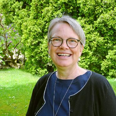 Deutliche Morgenröte am Lauener Himmel - Carola Watts bewirbt sich für das Lauener Pfarramt.