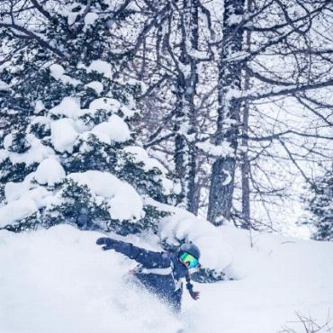 Freeridedays.ch am Glacier 3000: ein unverzichtbares Saisonfinale in der Region - Freiheit im Tiefschnee.   FOTO: MATHIEU CHASSOT