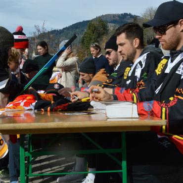 976 NHL-Spiele Erfahrung auf Gstaader Eis