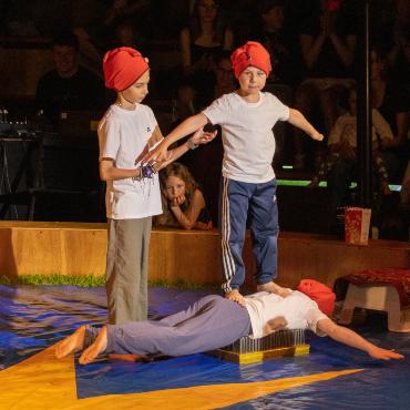 Wow – was für eine Show im Zirkuszelt zum Abschluss des 100-Jahr-Jubiläums der Schule Rütti
