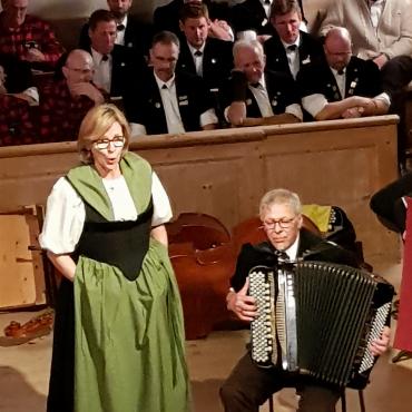 Ausdrucksstarke Volksmusik  in der Kirche Gsteig