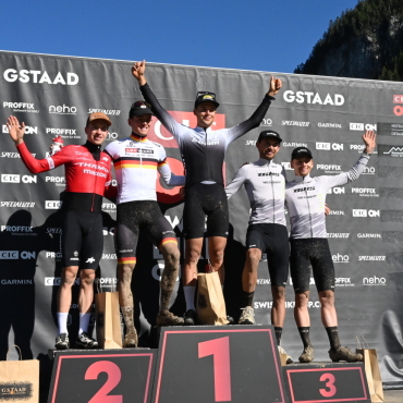 Mountainbikespektakel neben dem Gstaad Airport