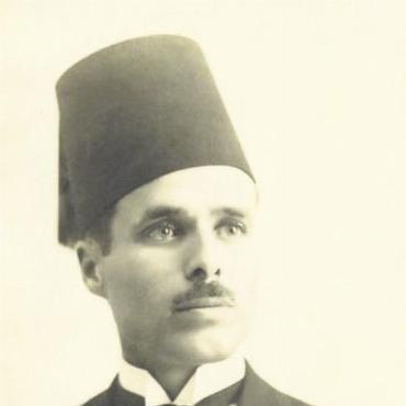 Habib Bourguiba, die Unabhängigkeit Tunesiens und Gstaad - Habib Bourguiba liebte seit seinem Jura-Studium in Paris 1924 bis 1927 die französische Sprache, Kultur und Literatur. Er wandte sich als Präsident demnach schliesslich politisch und wirtschaftlich dem Westen zu, obwohl er gegen die französische Kolonialherrschaft gekämpft hatte. FOTO: HTTPS://COMMONS.WIKIMEDIA.ORG