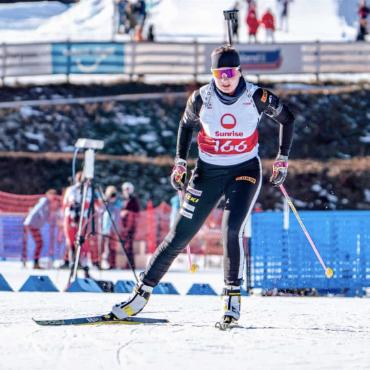 Biathletin Lara Marti am Alpencup-Rennen
