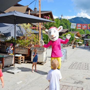 Musikalische Geschichten der Tierwelt - Saani sorgt für Stimmung beim Familienkonzert.
