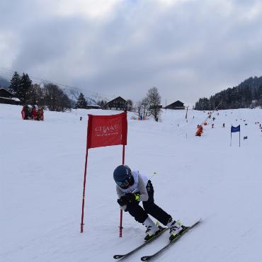 Schneesport in verschiedenen Variationen