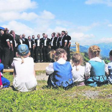 Sufsunntig mit Besuchern aus nah und fern