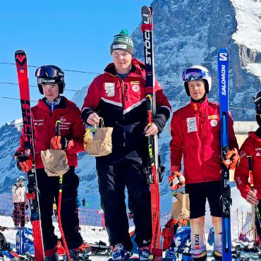 Topergebnisse für RLZ-Gstaad-Athlet:innen - … als auch für Isaac Henchoz. FOTOS: ZVG