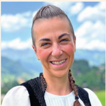 Hinter «Soldat Vögeli» arbeitet ein grosses Team - Sarah Iseli - Künstlerische Beratung