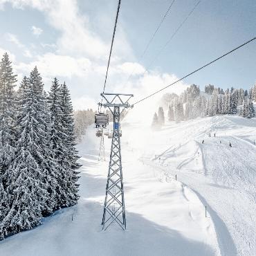 Magic Pass hat ein Skigebiet mehr: Gstaad - Die Destination Gstaad gesellt sich zu den 80 Skigebieten des Magic-Pass-Verbundes. SYMBOLBILD: DESTINATION GSTAAD/MELANIE UHKÖTTER