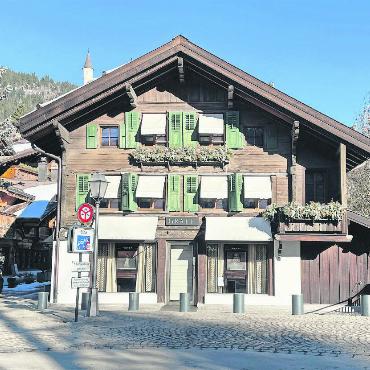 Bewaffneter Raubüberfall in Gstaad - Bijouterie Graff an der Promenade in Gstaad. FOTO: ANITA MOSER