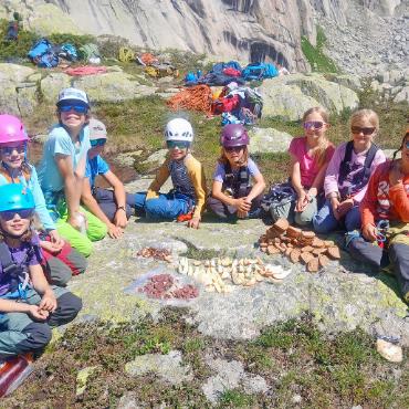 Eine Woche wie «richtige» Alpinisten - Der Lunch wartet...