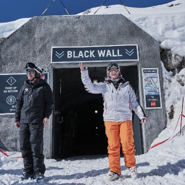 Black Wall – Augen zu und durch