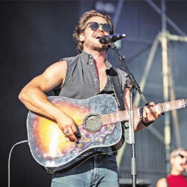 Bastian Baker live in Gstaad - Bastian Baker spielt im September zwei Konzerte in Gstaad. FOTO: PATRICK HOERDT