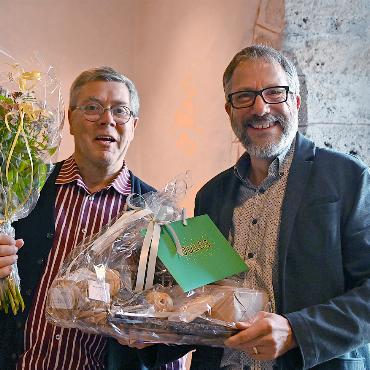 Zum Dessert Zauber aus dem Saxofon - Jules van Enckevort wurde nach langjähriger Vorstandstätigkeit aus dem Gremium verabschiedet. Er wird aber vermutlich weiterhin im Auftrag der Kultur unterwegs sein.
