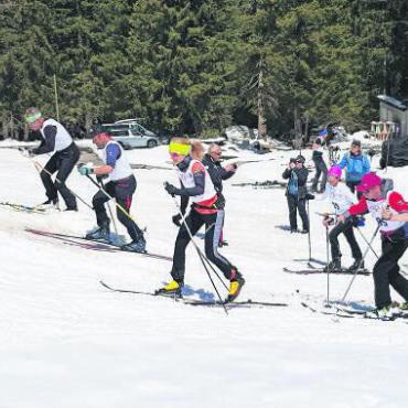 Jahresrückblick 2024 – Sport: Saanenlands Sportelite überzeugte - Das Saanenland war Austragungsort der 49. Internationalen Skimeisterschaften der Bergführer:innen. FOTO: EUGEN DORNBIERER-HAUSWIRTH