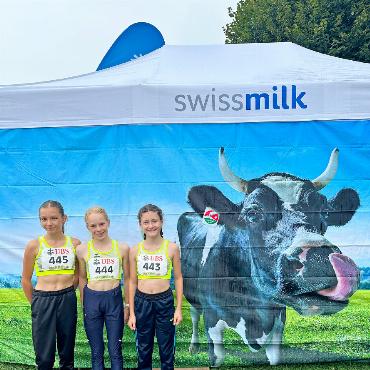 Ein Wochenende – zweimal Kantonalfinal - Die Teilnehmerinnen des UBS Kids Cup Kantonalfinals: v.l. Aylin Perreten, Sofia Lüthi und Nora Huwiler.
